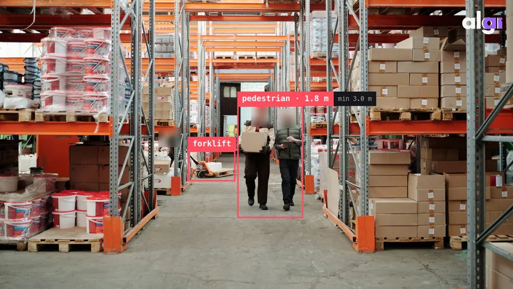 Forklift–Yaya Yakınlık Uyarısı